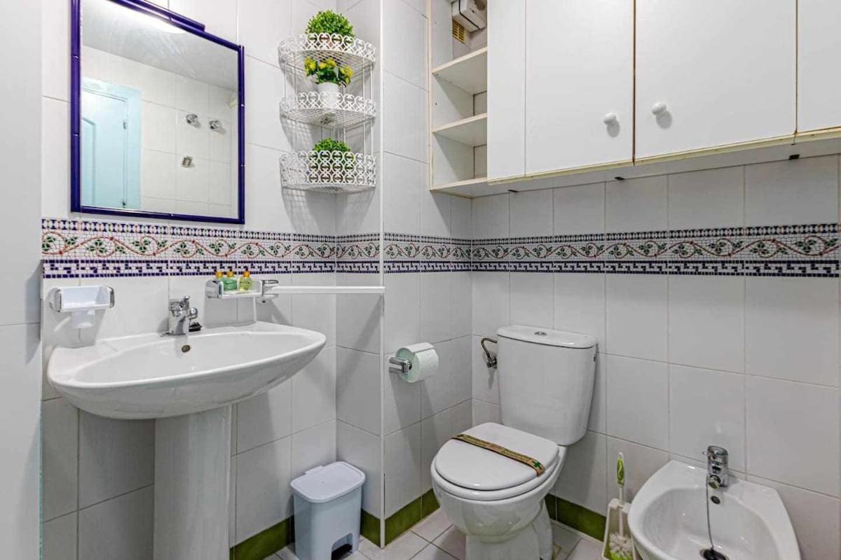797 Holiday Rentals - Luminoso Piso Para 4 En أرويو دي لا ميل المظهر الخارجي الصورة
