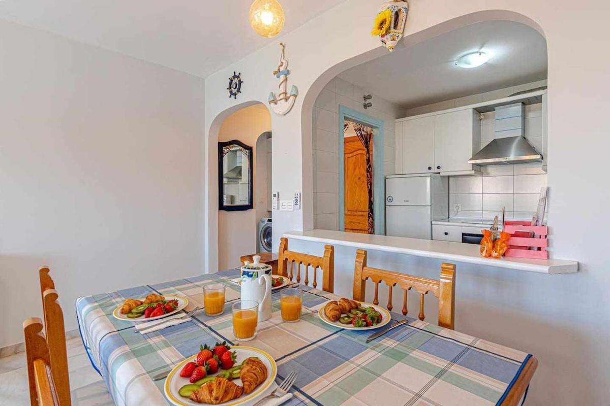 797 Holiday Rentals - Luminoso Piso Para 4 En أرويو دي لا ميل المظهر الخارجي الصورة